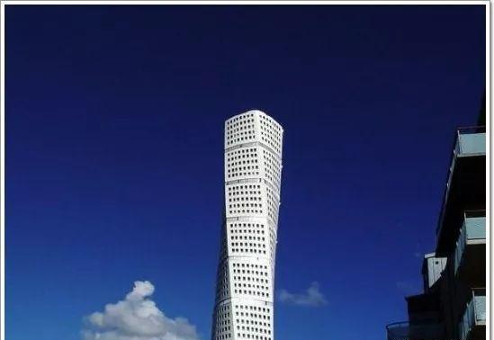 世界最奇特的十大建筑,世界上最奇怪的10座建筑