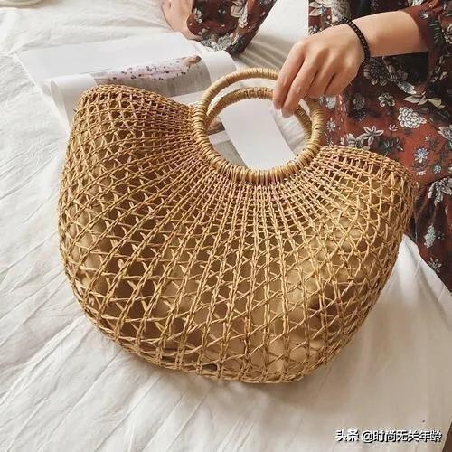 夏季百搭草编包,夏天的包界大咖草编包包