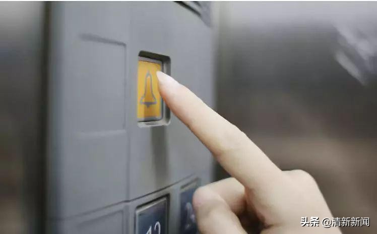 儿童被困电梯内如何自救,被困电梯如何科学自救与营救