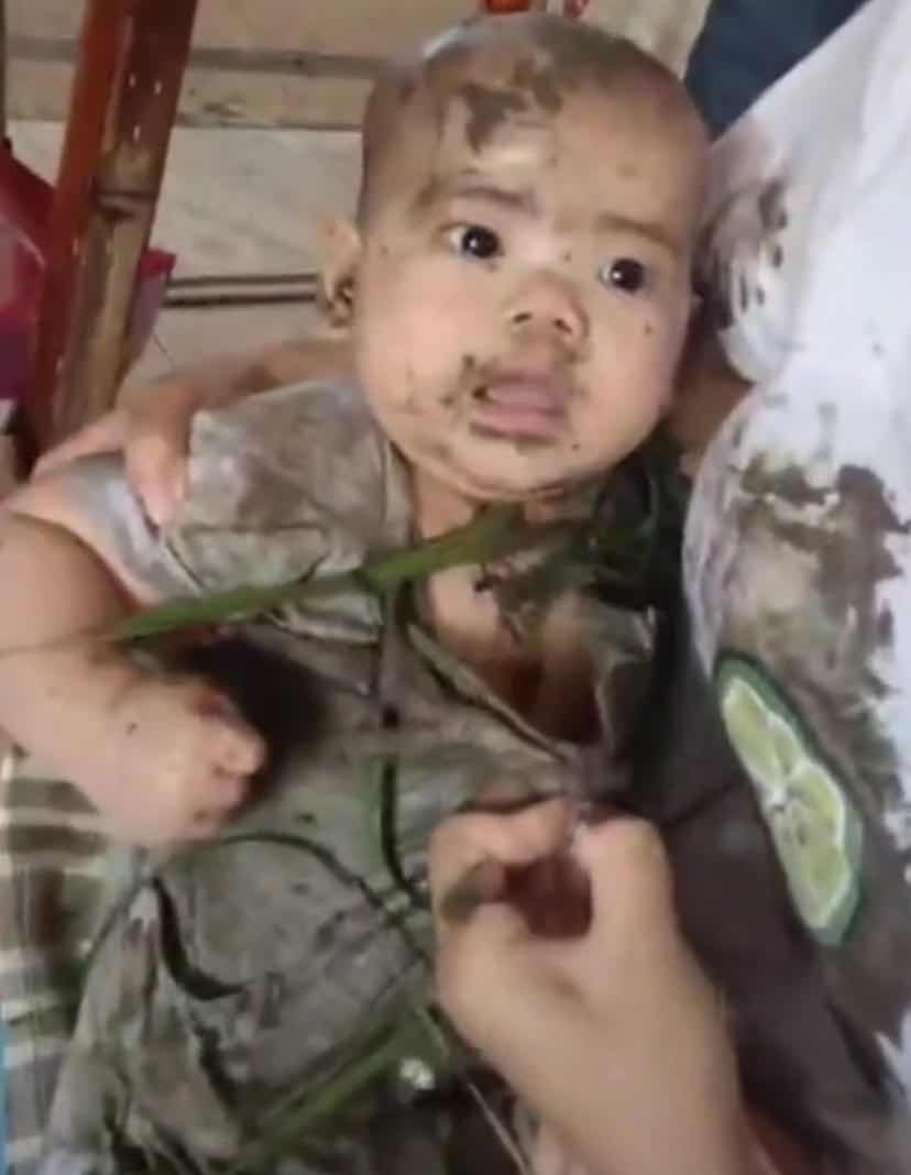 宝宝睡觉被大风吹走,宝宝躺婴儿车大哭到无声