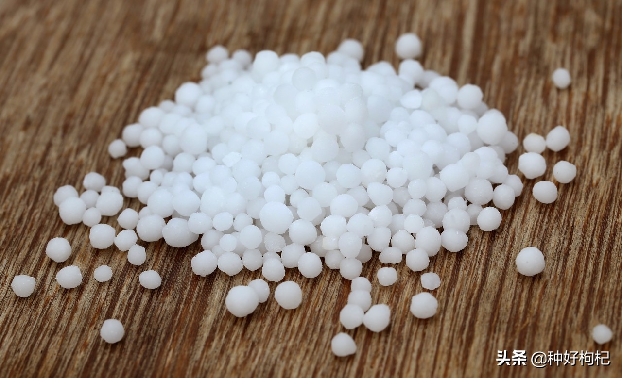 尿素加什么杀虫效果最好,尿素肥害如何快速解决