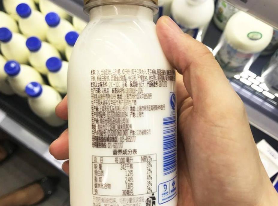 牛奶配料表生牛乳是牛奶么,真牛奶和假牛奶的配料表