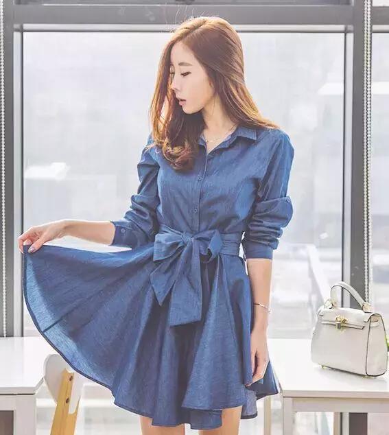 黑色吊带连衣裙女神范搭配,优雅女性黑色连衣裙一衣三搭