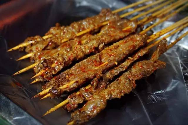 长沙不起眼小吃街推荐,长沙地摊小吃有哪些