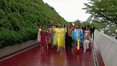 恒大足球场投资120亿哪里去了,恒大足球场投资120亿