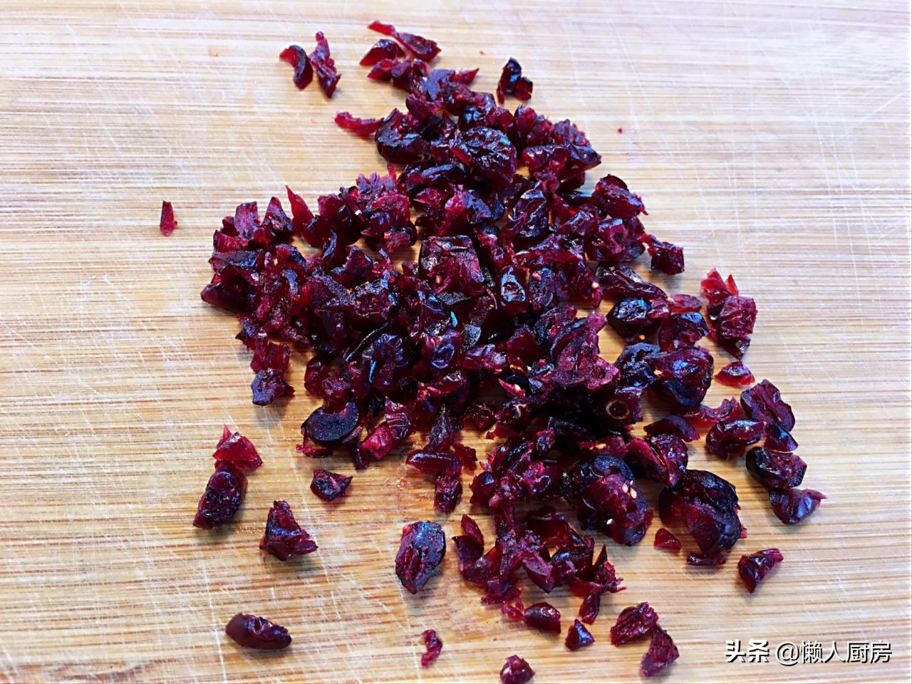 用奶粉做酸奶200克奶粉水要放多少,自制酸奶能用奶粉做吗比例是多少