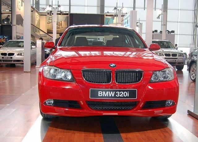 奔驰和华晨宝马哪个好,北京奔驰还是华晨宝马质量好