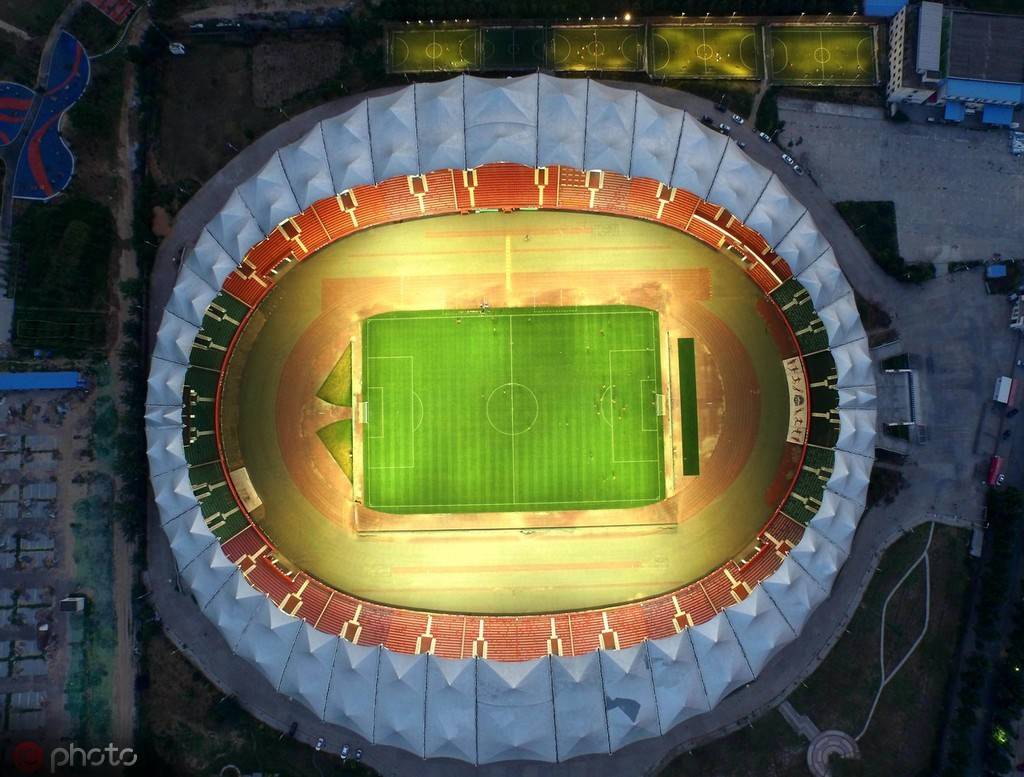 中国为什么很少足球场,中国专业足球场最新