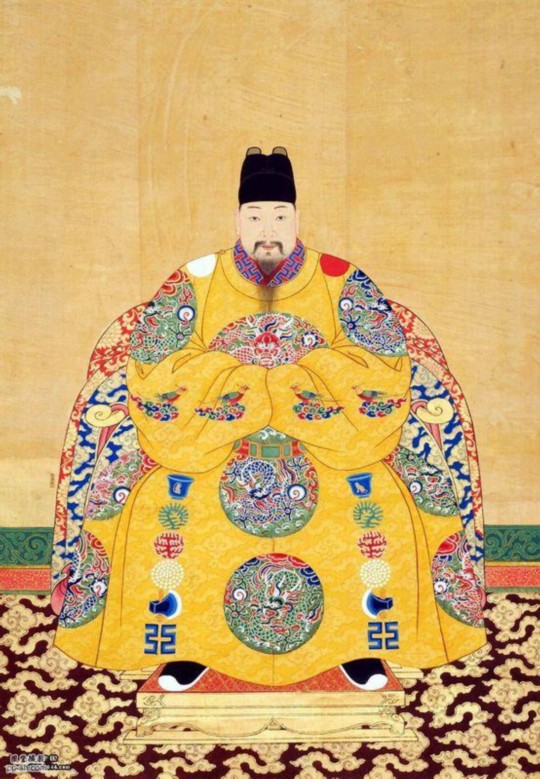 崇祯对既得利益集团太仁慈,对腐败分子太手软,而导致政权垮台