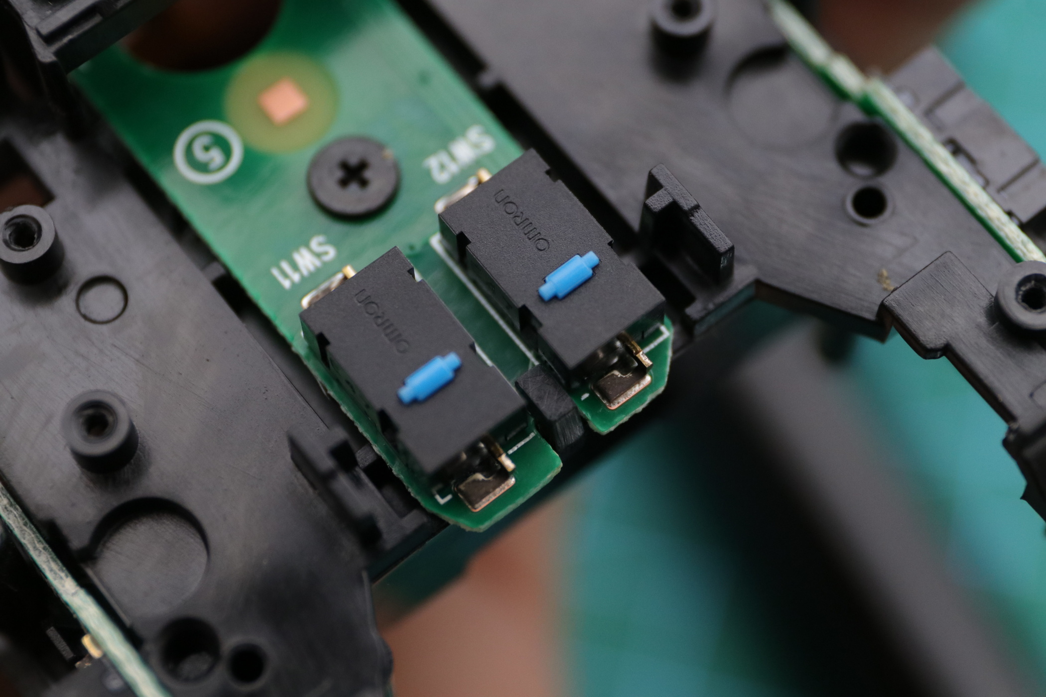 罗技g903电竞游戏双模无线鼠标,罗技g903鼠标坏了怎么自己维修