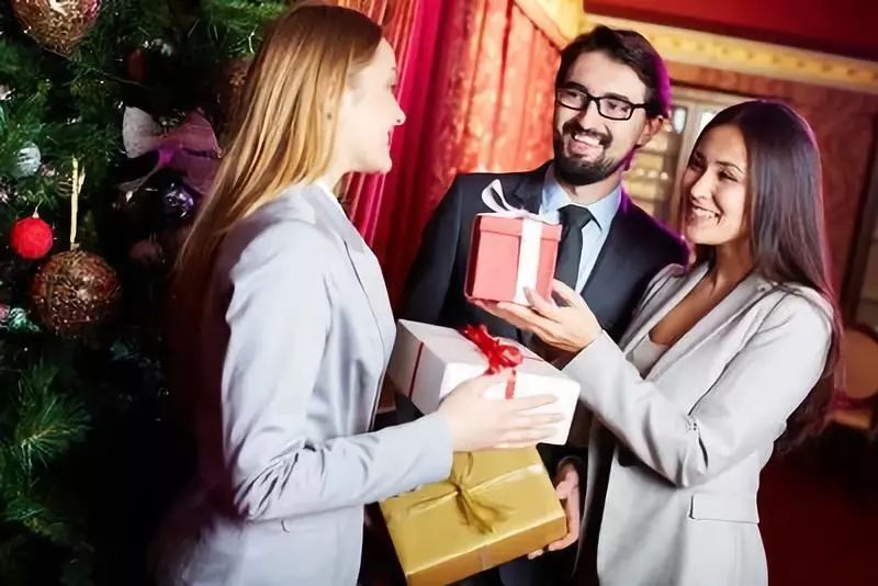 高端送礼和低段位送礼,送礼超实用指南