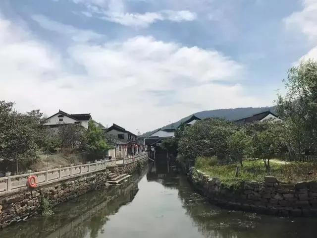 苏州太湖边有个千年绝美古村,苏州旅游十大必去景点古村