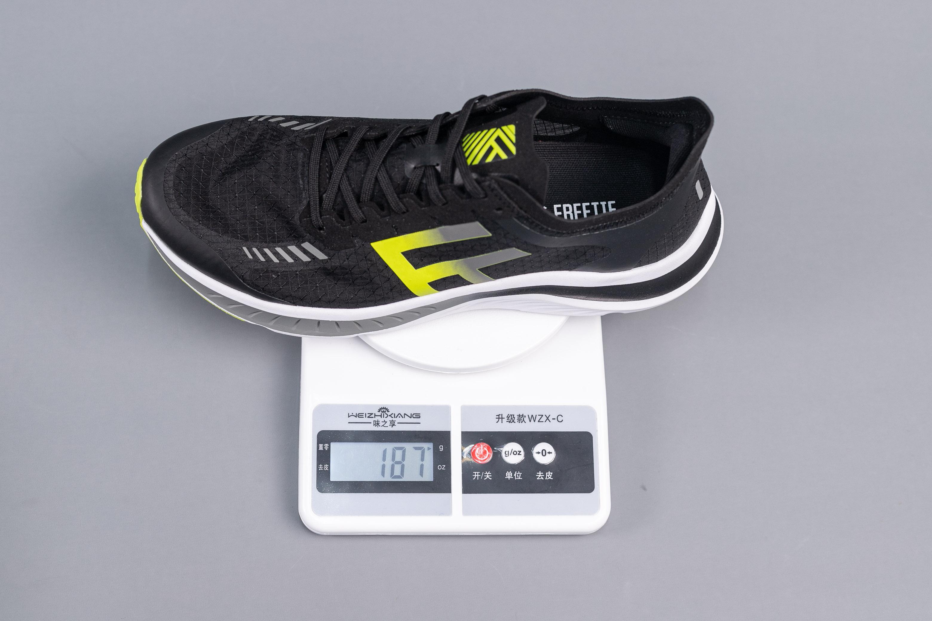 忘掉AJ！小米有品爆火跑鞋，脚感比李宁舒适，网友：国货之光