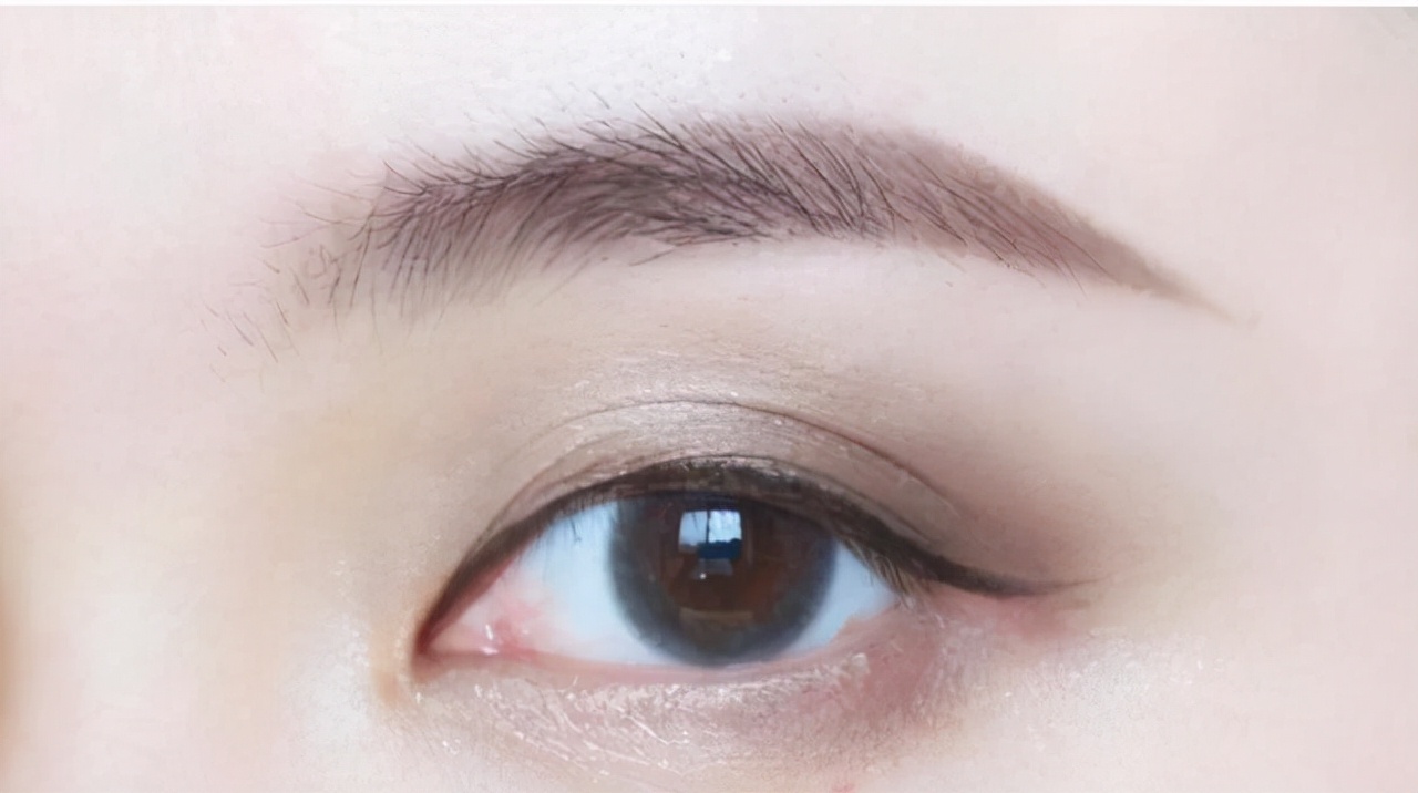 教你六个技巧让眼妆更完美,日常眼妆教程又大又干净