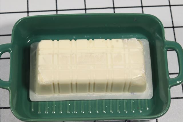 想要皮蛋嫩怎么做,皮蛋豆腐怎么做不出水