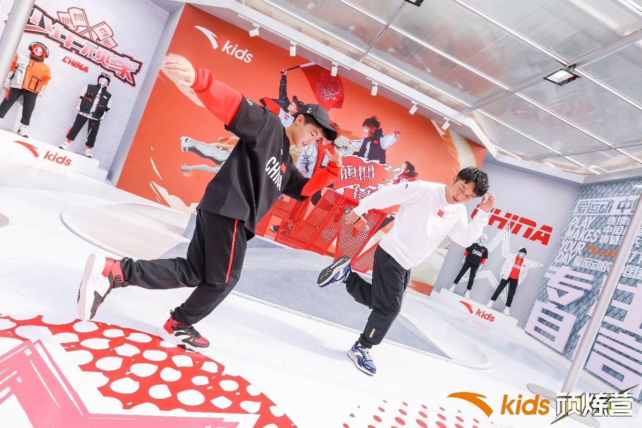 冉莹颖邹市明安踏,邹市明安踏儿童