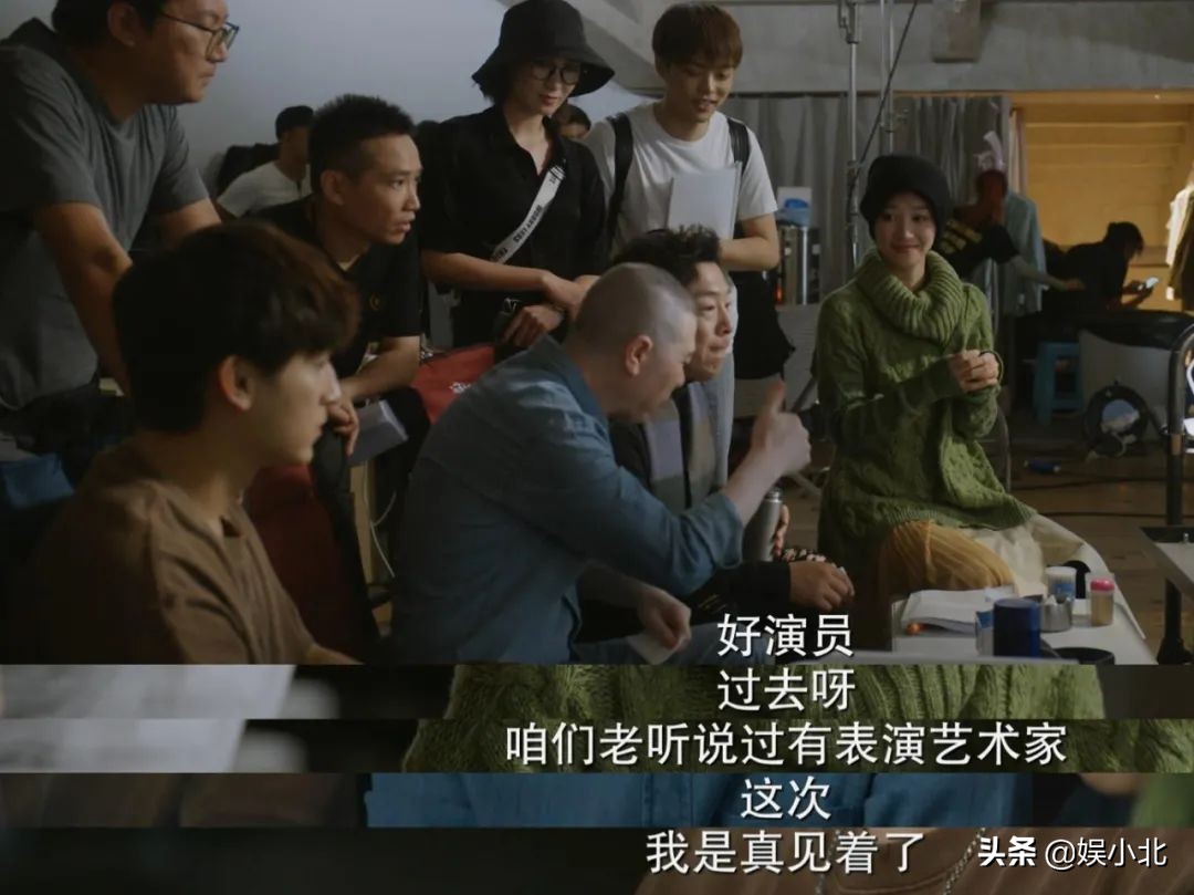 冯小刚惨遭网友炮轰显尴尬,冯小刚引以为憾的两件事