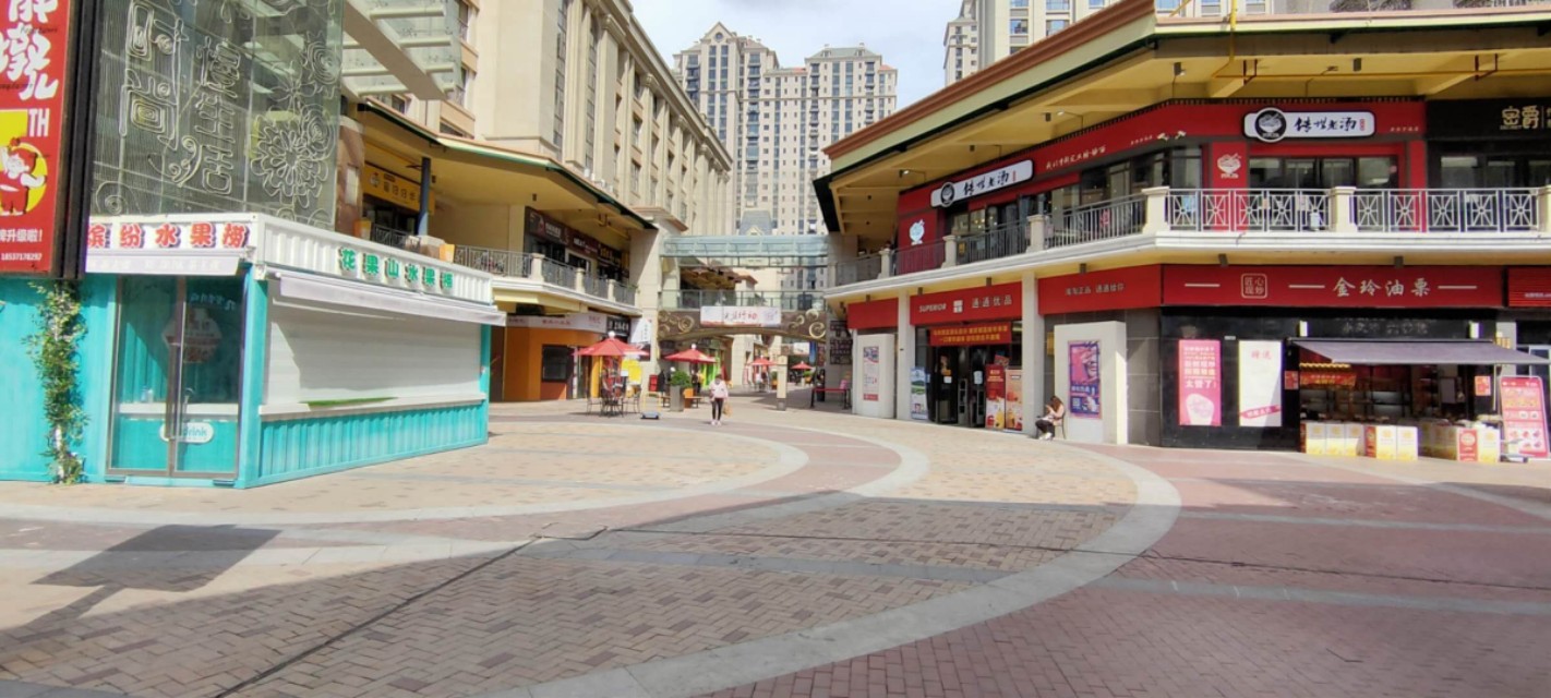 郑州万达金水金街开业好几年了，可为啥人气一直就起不来呢？