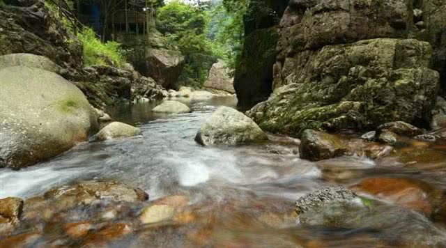 浙江有哪些有瀑布的旅游景点,浙江旅游景点推荐瀑布