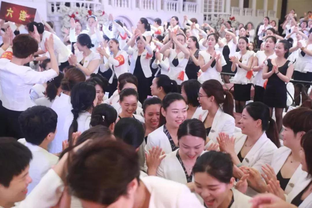 以梦为马不负韶华中考誓师大会,以梦为马不负韶华动员大会