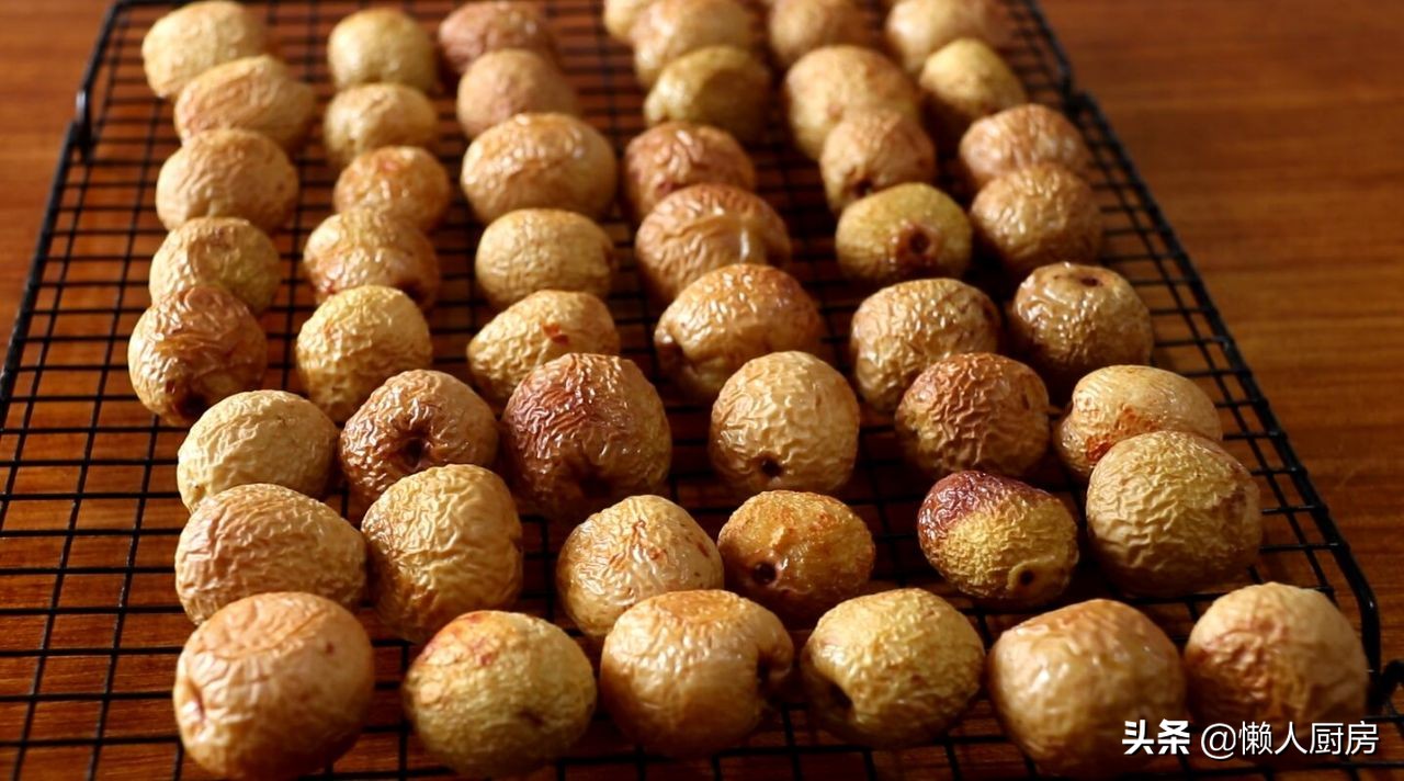 又到了吃枣子的季节,吃不完的枣子可以这样做,保存时间长