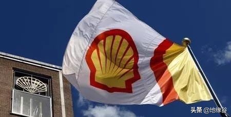 文莱是从马来西亚独立出去的吗,文莱怎么被马来西亚分成两半的