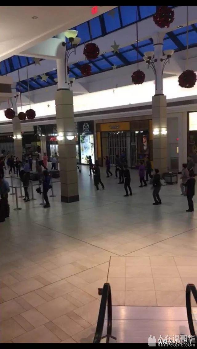 中国大妈们在国外跳广场舞,中国大妈在温哥华商场跳广场舞