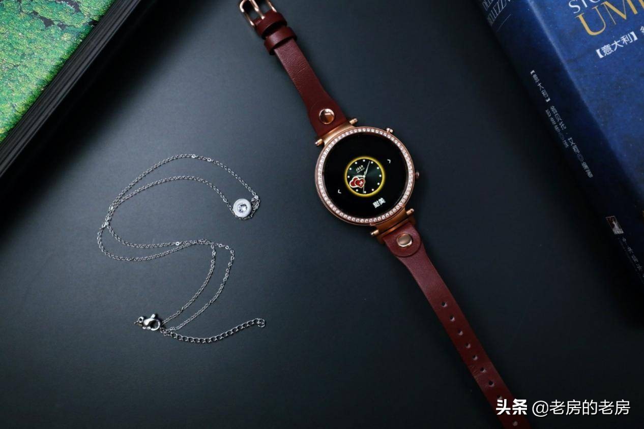 优雅绽放健康生活Jeep女士智能小红表开箱