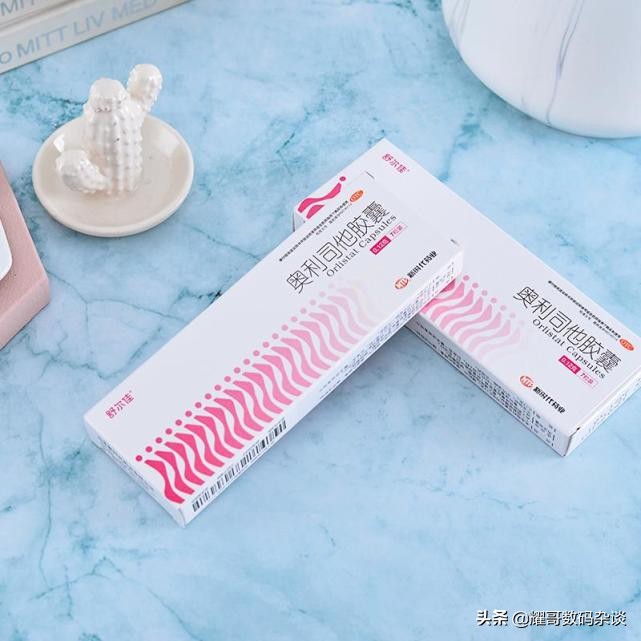 天猫精灵和小爱音箱哪个音质好,天猫精灵智能吸顶音箱和智能家居