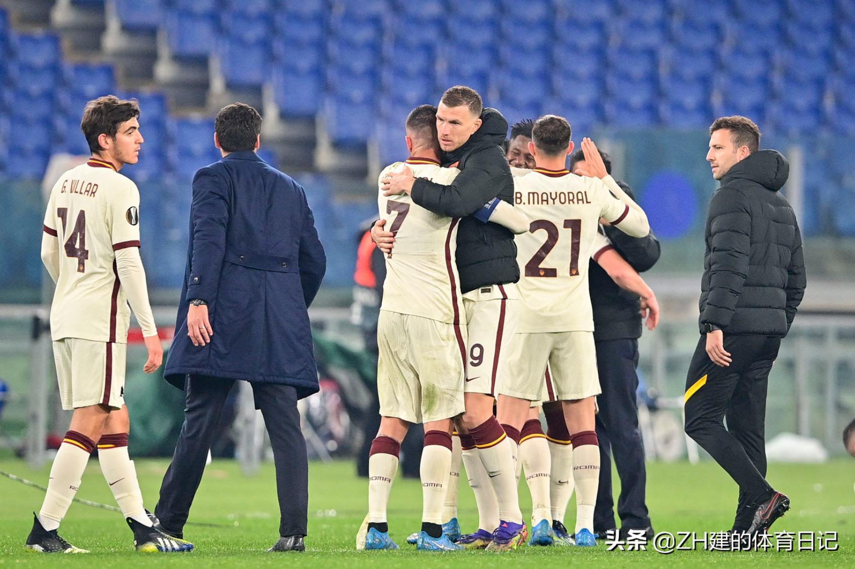 滕哈格阿贾克斯4比1皇马,罗马1-0淘汰勒沃库森首回合