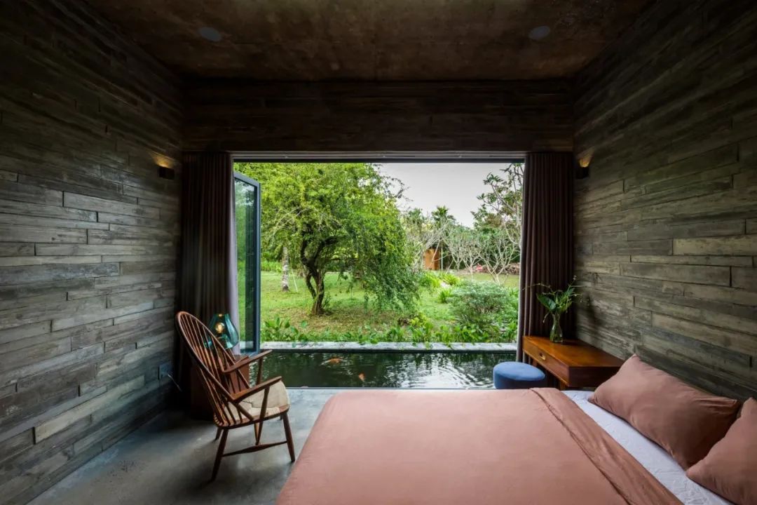 在冰岛最深的湖边自建木屋,自建木屋冰岛