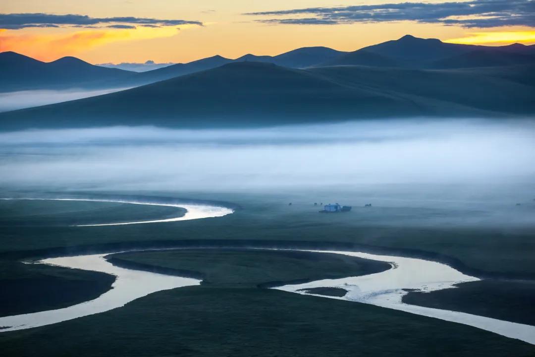 八月的呼伦贝尔大草原,辽阔的呼伦贝尔大草原风景