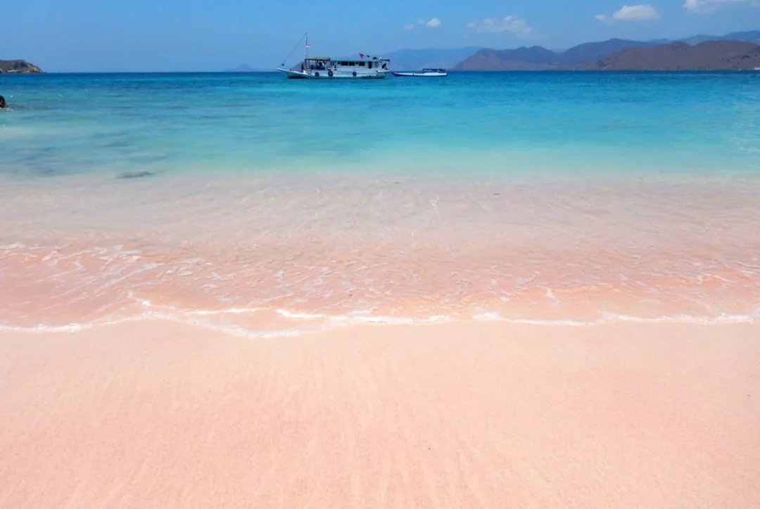 小众浪漫的蜜月旅行目的地国外,蜜月旅行自驾去哪里好一点