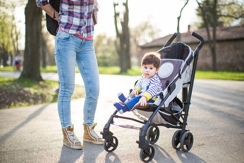 选购婴儿车为什么要那么纠结,选购婴儿车的难点和痛点