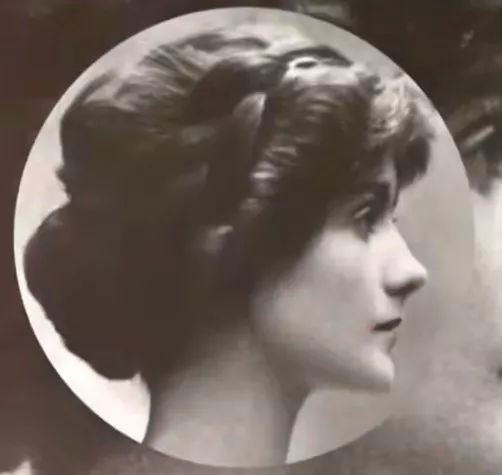 让女人疯狂的十款奢侈品包包,香奈儿chanel复古