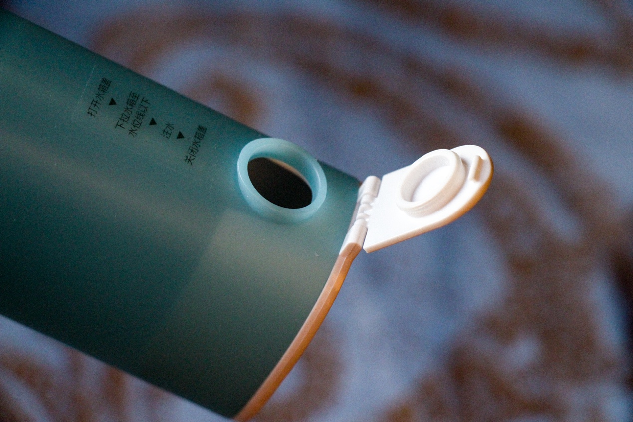 冲牙器有可以装到口袋里的吗,不建议使用冲牙器