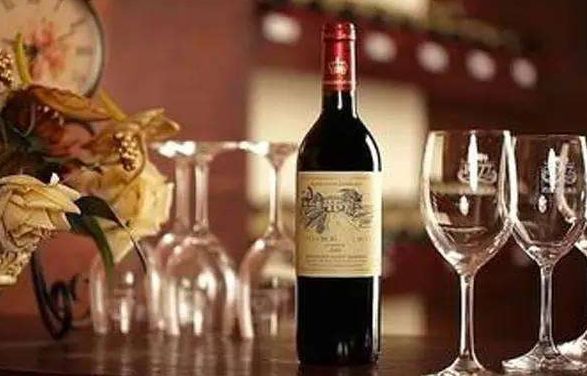 买红酒还需要买啥,真假红酒带几个字母的区别