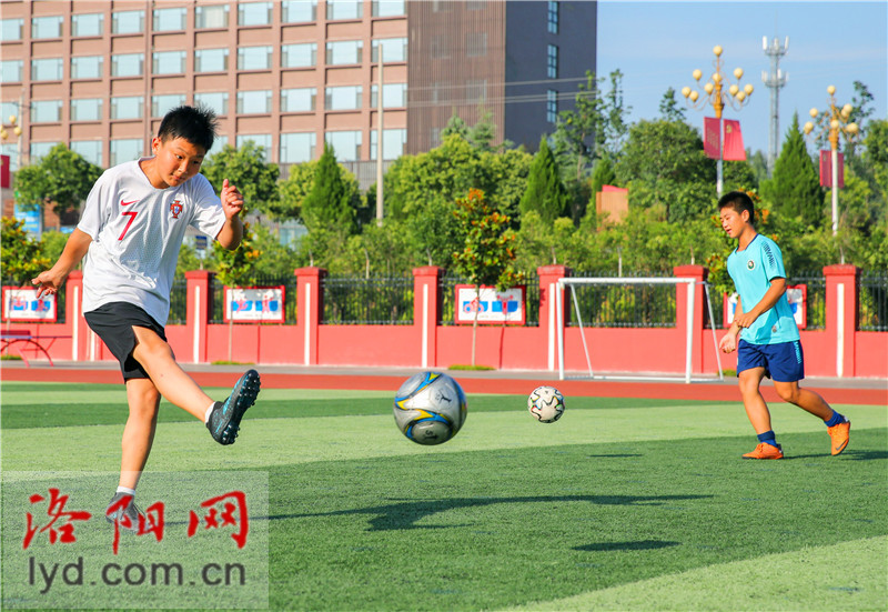 洛阳哪个足球场开放,洛阳有足球场吗