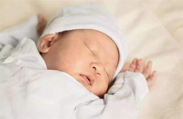 两个月婴儿应该如何培养,2个月后的婴儿基本常识