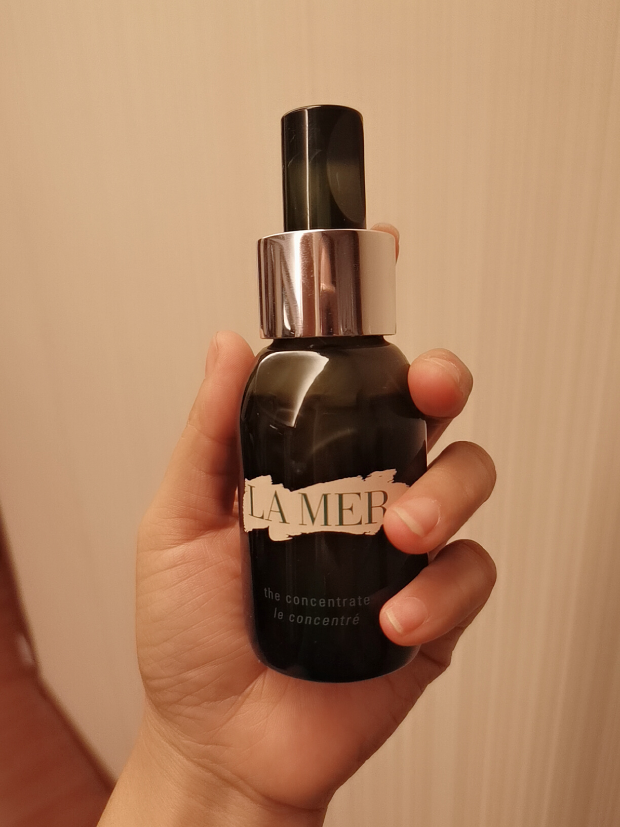 海蓝之谜修护精华适合什么皮肤,兰蔻小黑瓶和海蓝之谜修复精华