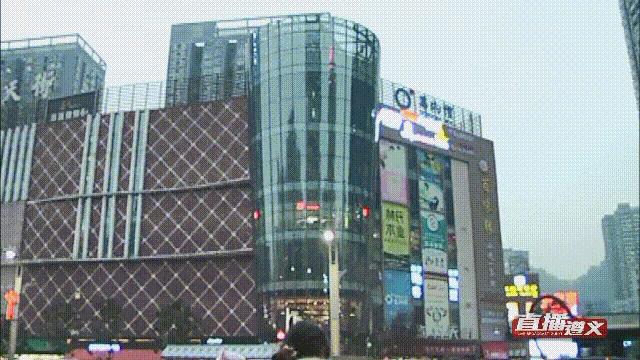 健身卡突然“缩水”,老人声称被“忽悠”寻求记者帮忙