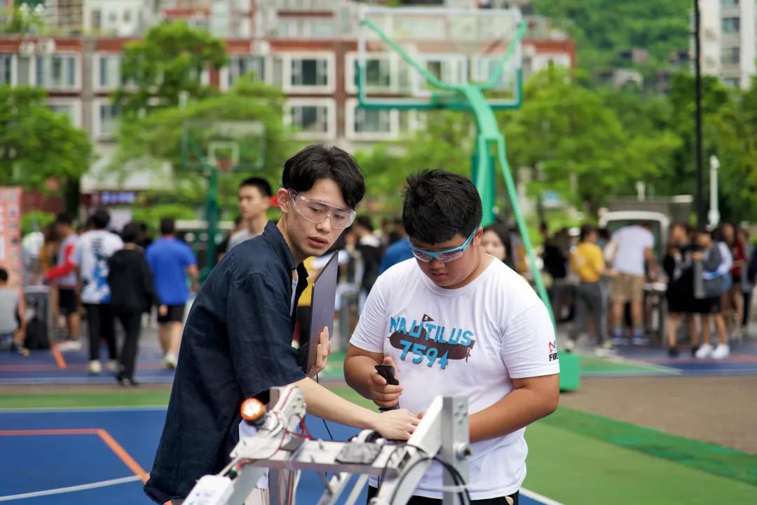梅沙高中来了!冲击“双一流”,“爱国”为基石