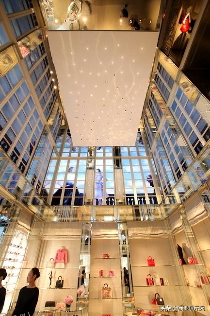 dior东京,日本迪奥旗舰店