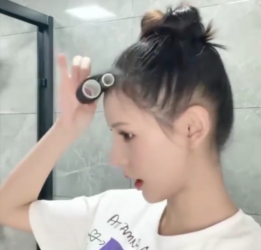 刘海总出油怎么办不用工具,张予曦的八字刘海教程