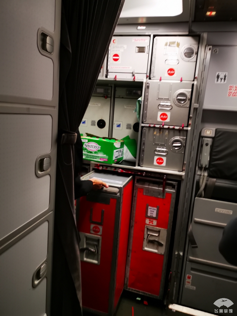 必须为亚航餐饮打call！椰浆鸡肉饭太惊艳了，真正的物美价廉