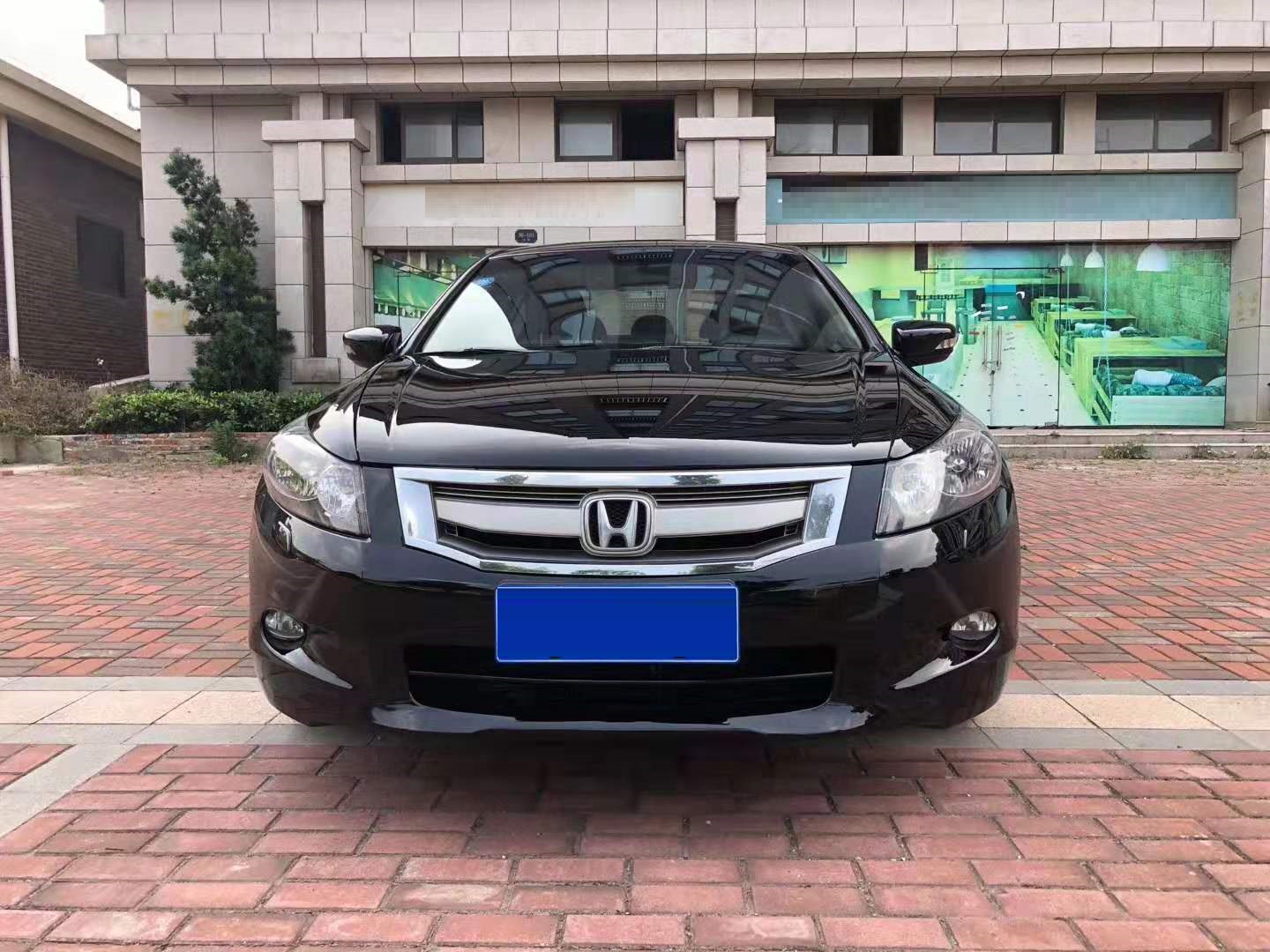 2010年雅阁二手车值得买么,2010年本田雅阁2.0值得买吗