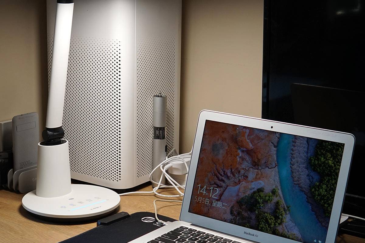 护眼台灯点评,宜美护眼台灯推荐