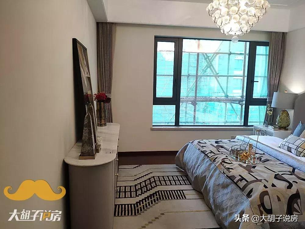 双合同、茶水费、全城摇号的武汉楼市，到底怎么了？