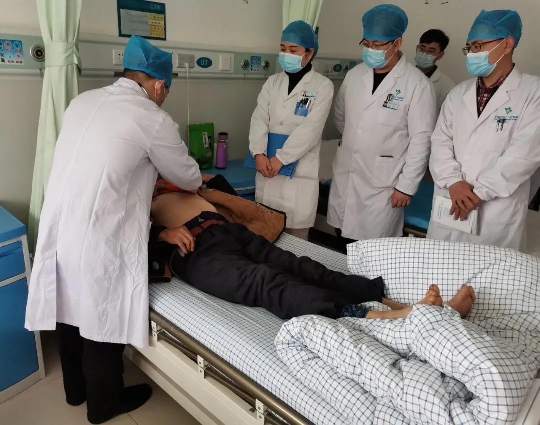 带教查房给年轻医师带来新感悟:纸上得来终觉浅,绝知此事要躬行