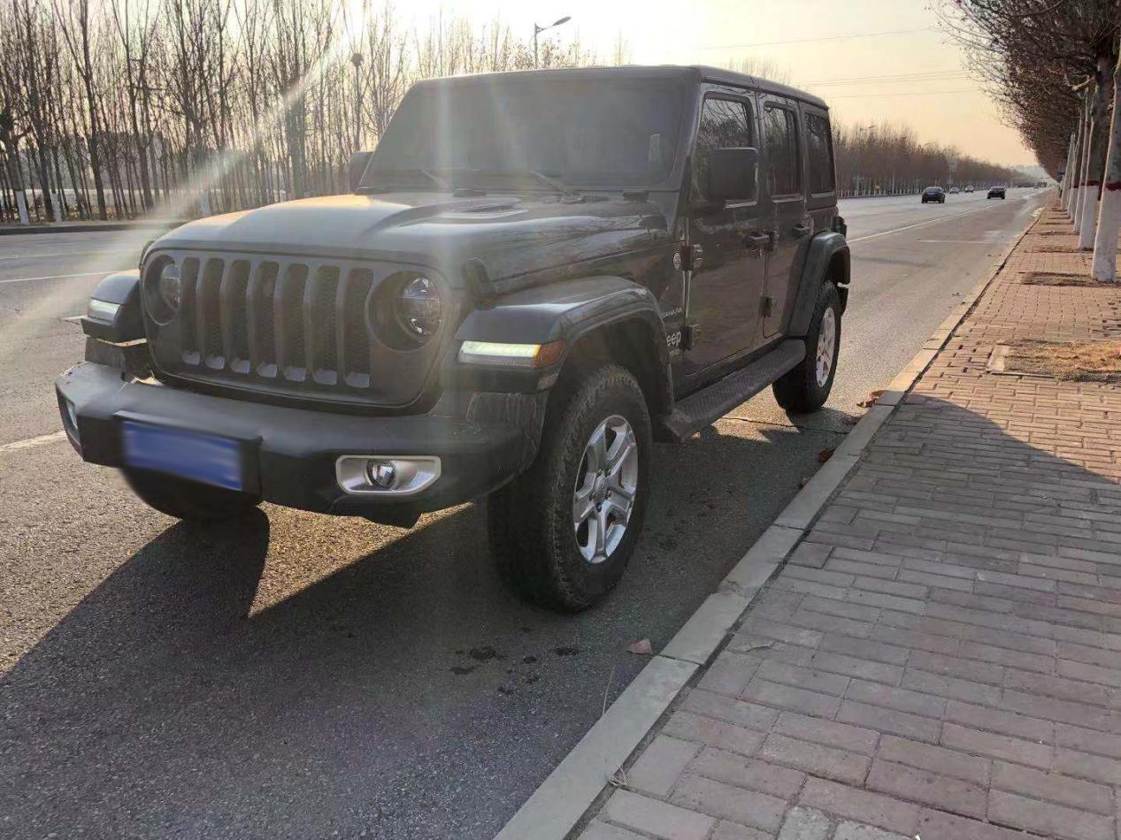 牧马人20万公里了油耗高怎么保养,农村小伙喜提路虎